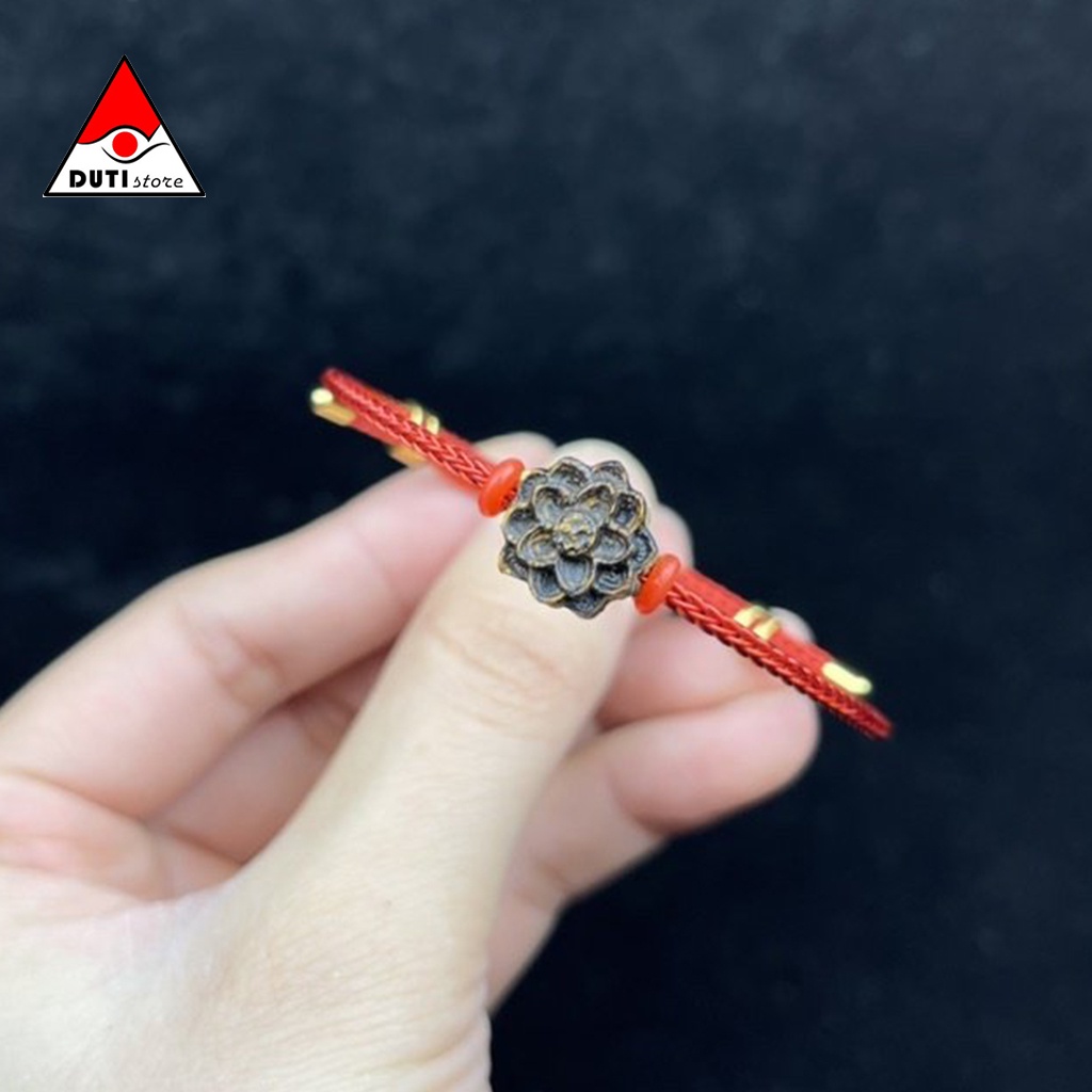 Vòng tay Hoa Sen Trầm Hương Sánh Chìm Dutios thơm lâu 12ly dây đỏ VTH001