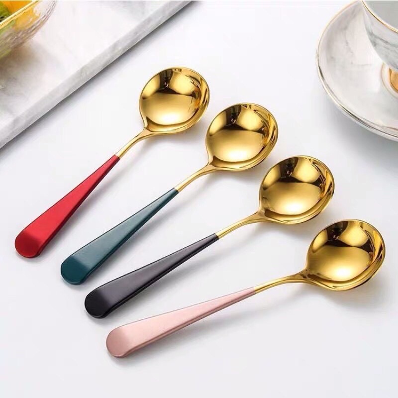 thìa muỗm ăn cơm bằng inox mạ vàng cán dài