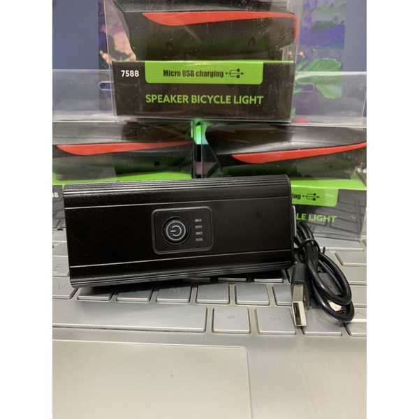 Đèn xe đạp siêu sáng 2 đèn nhiều tính năng. Bóng Led full chức năng sạc USB tiện dụng. Hàng chính hãng cao cấp.
