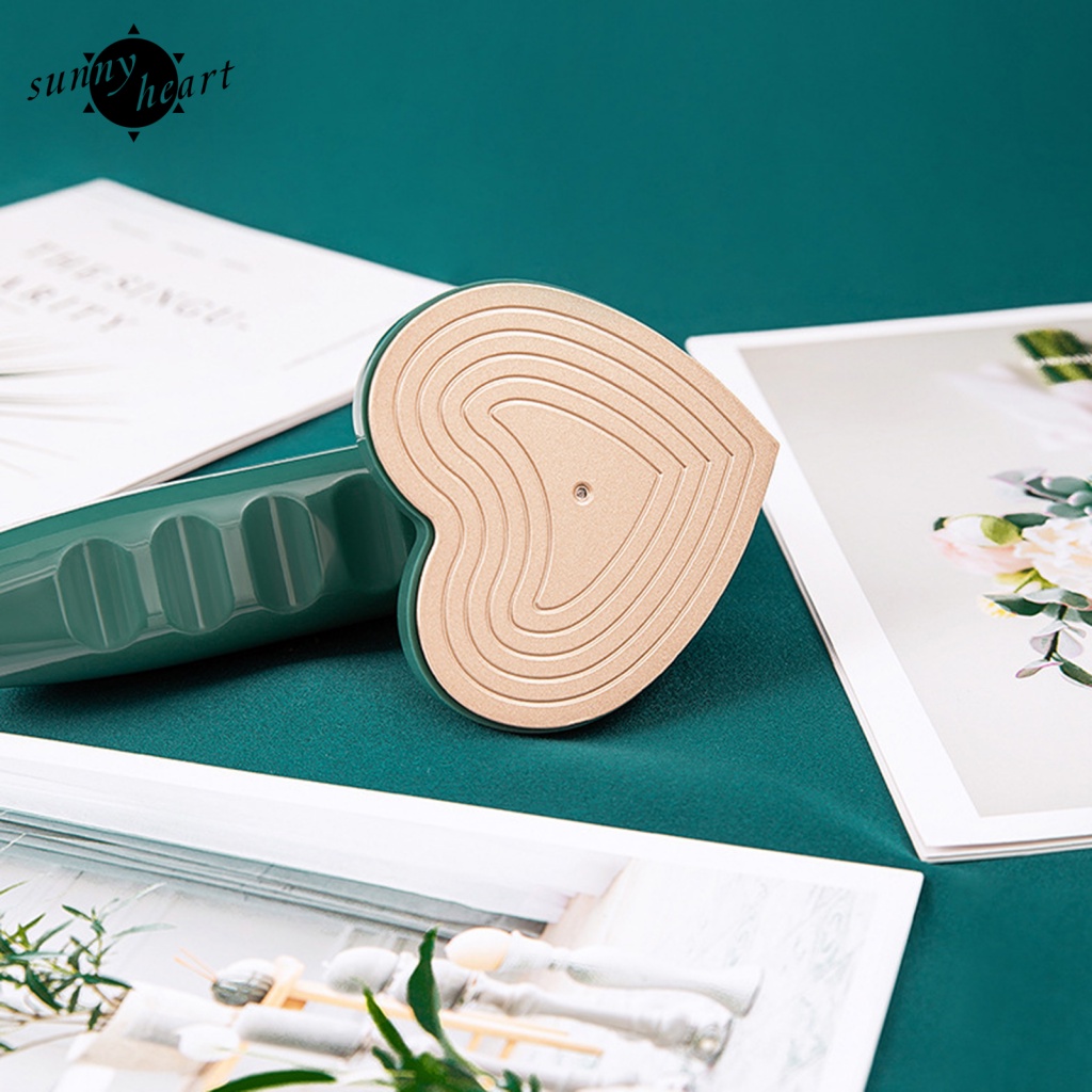 Bàn Ủi Mini Cầm Tay Hình Trái Tim Tiện Dụng Cho Gia Đình
