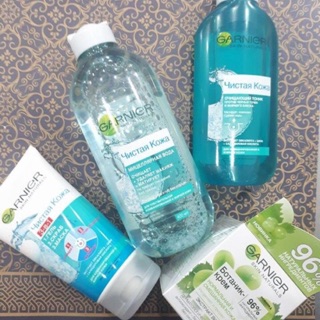 Bộ sp làm sạch và dưỡng da Garnier