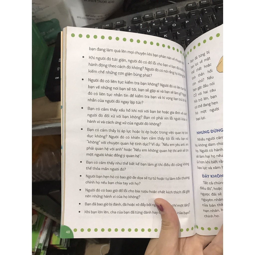 Sách  - Tớ Tự tin để không bị bạo lực