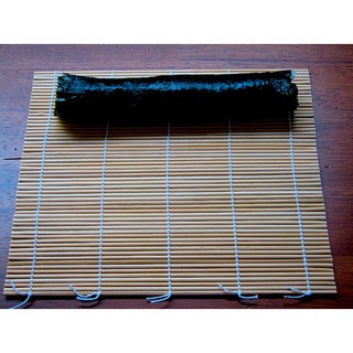 Mành tre làm cơm cuộn Kimbap Hàn Quốc