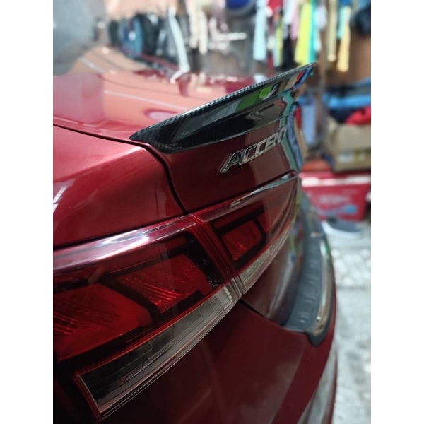 Đuôi gió thể thao, cánh lướt gió Xe Accent 2018 2019 2020 2021 2022 - Hàng Mộc Chưa Sơn mẫu 02 Tặng kèm keo dính
