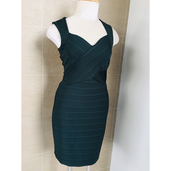 Đầm GUESS xuất dư dáng body 🍀🍀🍀🍀