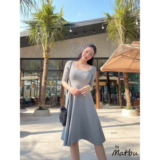 Đầm tay lỡ xòe