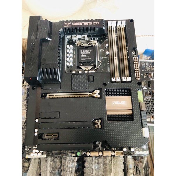 Main Asus Sabertooth Z77 socket 1155, 4 khe ram DDR3