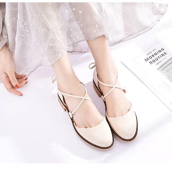 Sandal Nữ Đế Thấp 3 Phân Buộc Dây Quai Chéo Bít Mũi