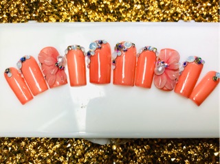 Móng giả ( nail ) thiết kế có hình thật