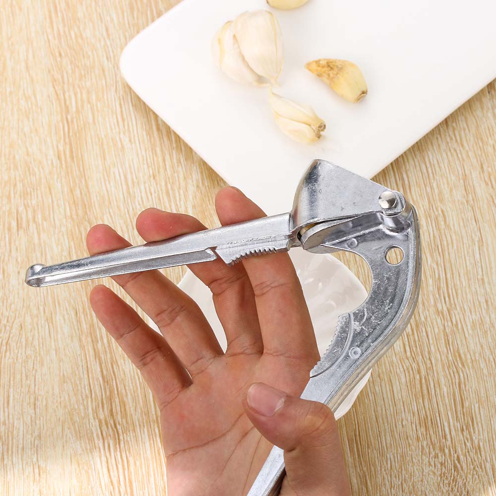 Dụng Cụ Ép Tỏi Cầm Tay Bằng Nhôm