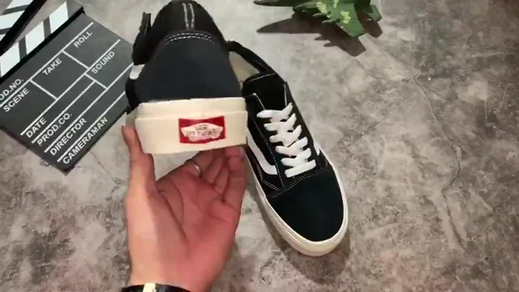 Giày Sport giới tính vans caro lười , vans caro buộc dây , giày vải bata VANS Đen Old Skool | BigBuy360 - bigbuy360.vn