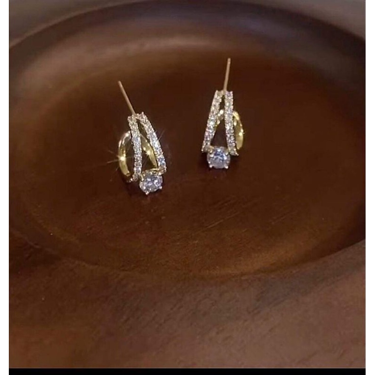 Khuyên tai bạc khuyên vòng cung nạm đá trắng nhỏ ôm tai