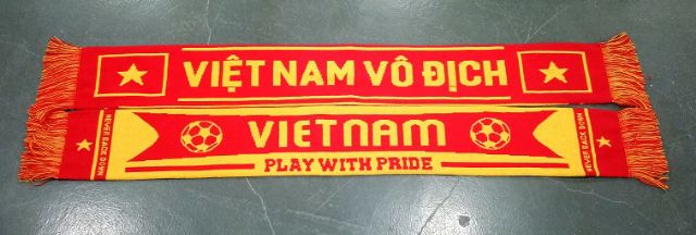 Khăn cổ vũ đội tuyển Việt Nam