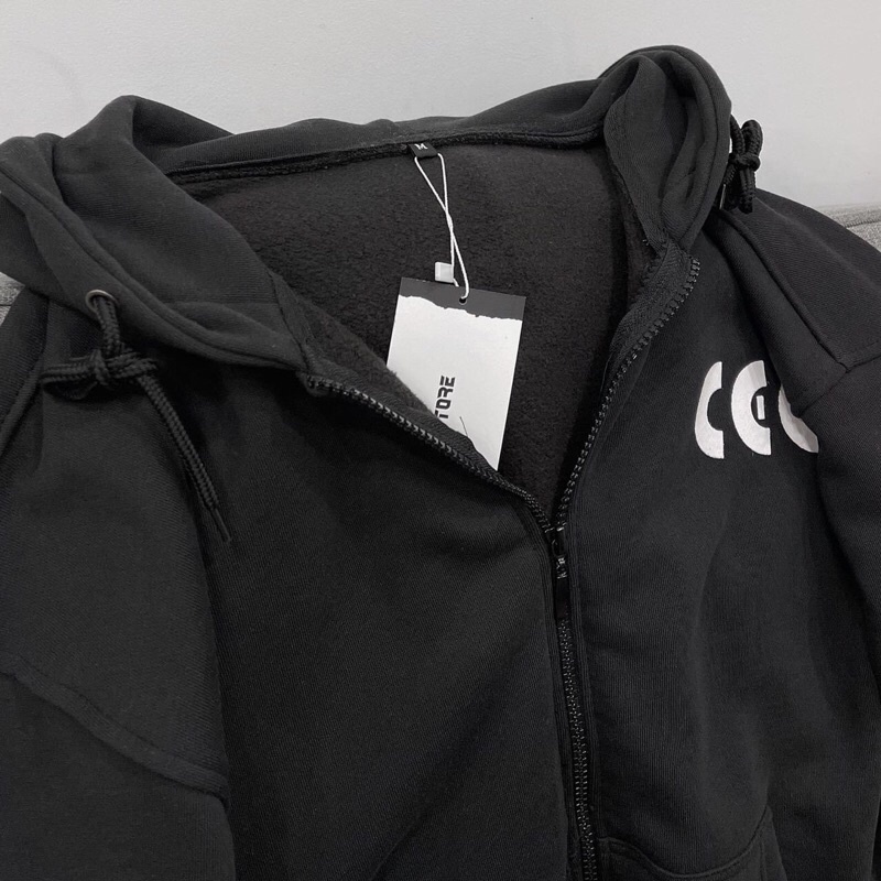 Áo khoá chữ CCC TT11