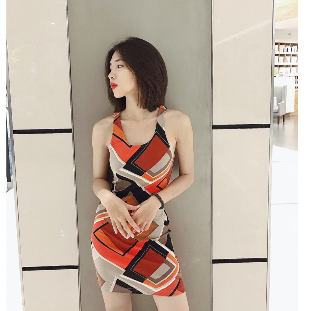 Đầm bodycon lập thể
