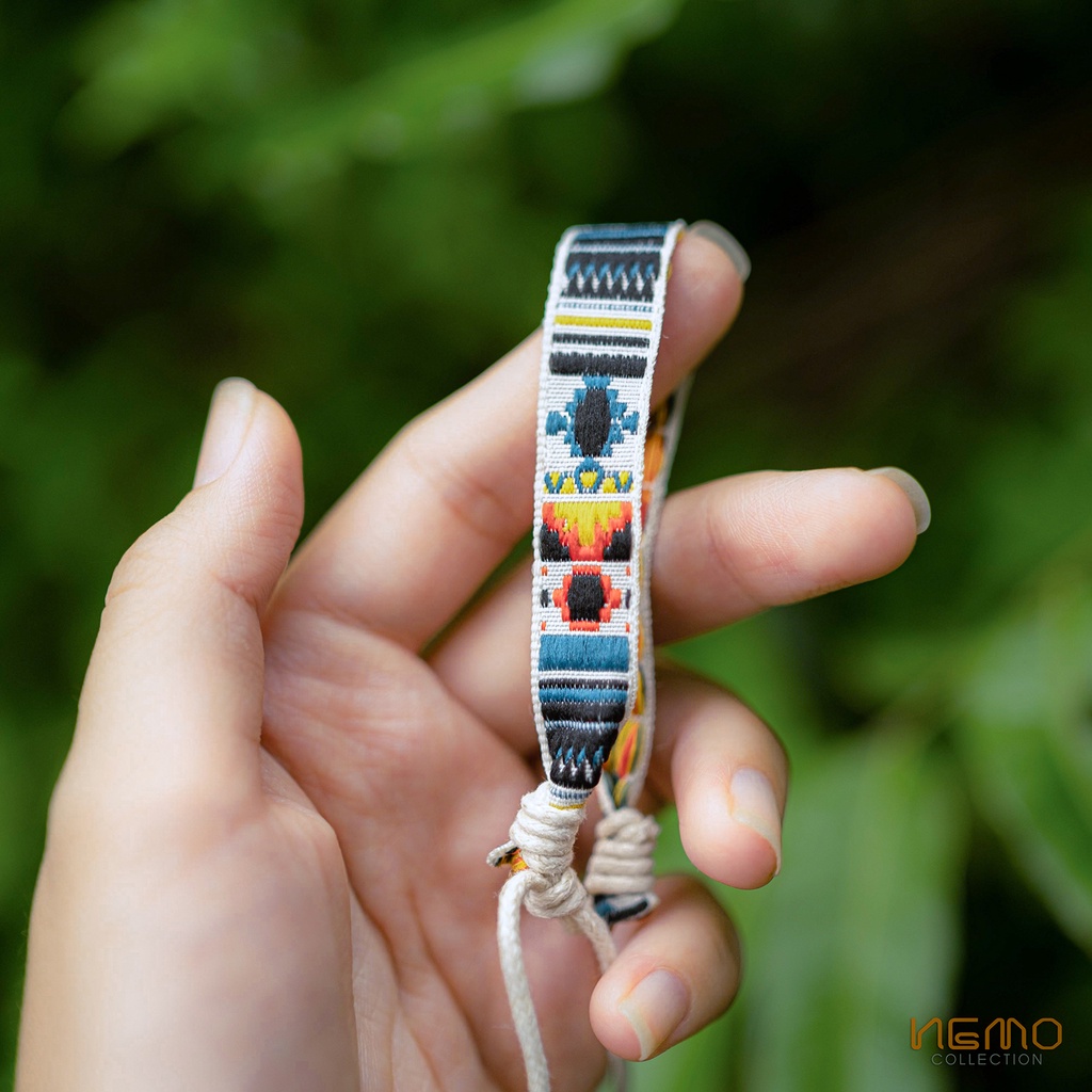 Vòng tay thủ công thổ cẩm Nemo Handmade - DTHA