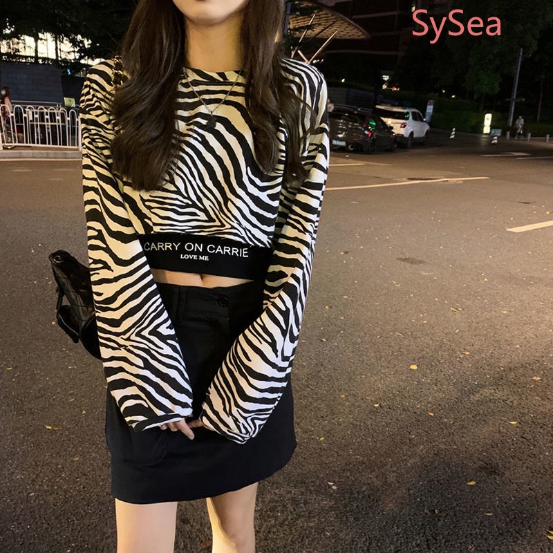 Áo Croptop Tay Dài Dáng Rộng Kẻ Sọc Ngựa Vằn Thời Trang Mùa Thu Cho Nữ