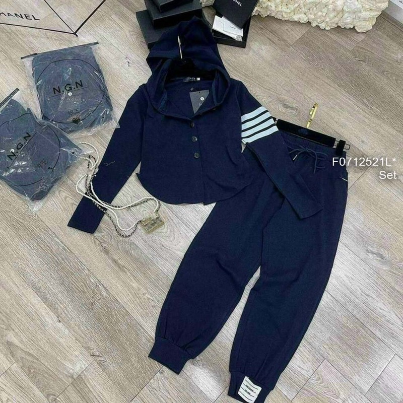 Áo khoác kaki kéo khóa ngực túi hộp 2 bên gấu rút dây tay dài 0923 thaotranshop90