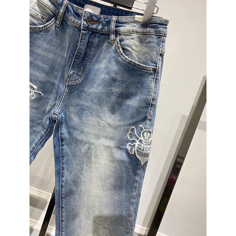 ⚡️𝐅𝐑𝐄𝐄 𝐒𝐇𝐈𝐏⚡️Quần bò cho nam ống côn_quần Jean nam CAO CẤP có sẵn !! Fullsize 28-34..