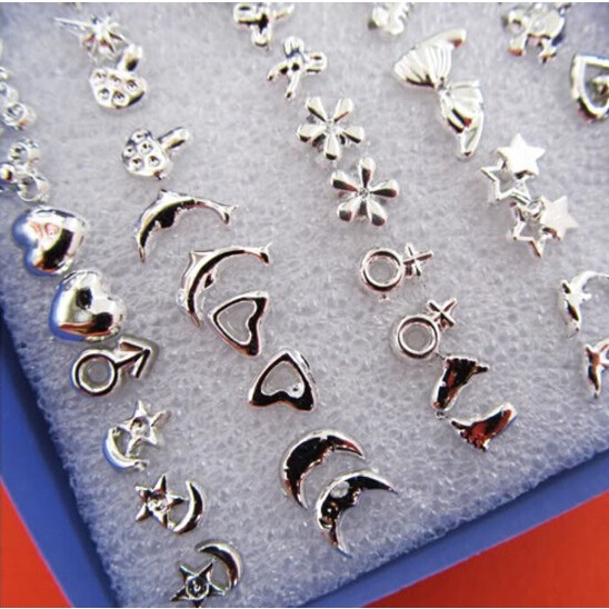 Set 24 đôi khuyên tai thiết kế hình Thánh Giá / Trái Tim / Mặt Trăng / Ngôi Sao
