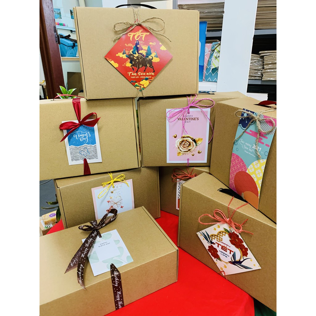 Hộp quà sóng mặt Kraft siêu chắc chắn 20x30x10cm | BigBuy360 - bigbuy360.vn