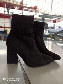 Boot ngắn cổ size 35