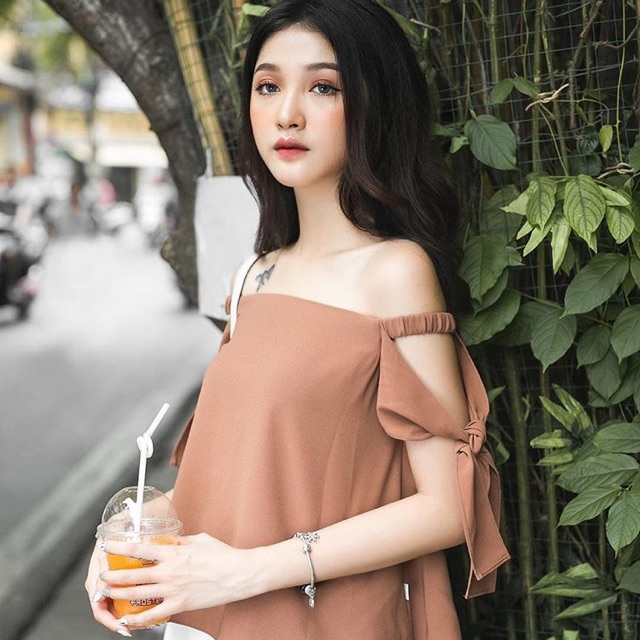 Áo trễ vai Dchic