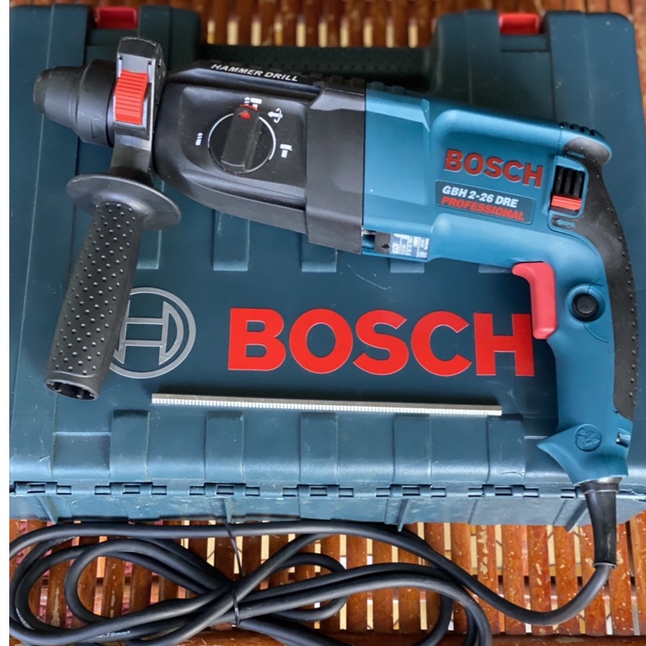 KHOAN ĐỤC BÊ TÔNG 3 CHỨC NĂNG BOSH 2-26 800W DÂY NGUỒN 4M