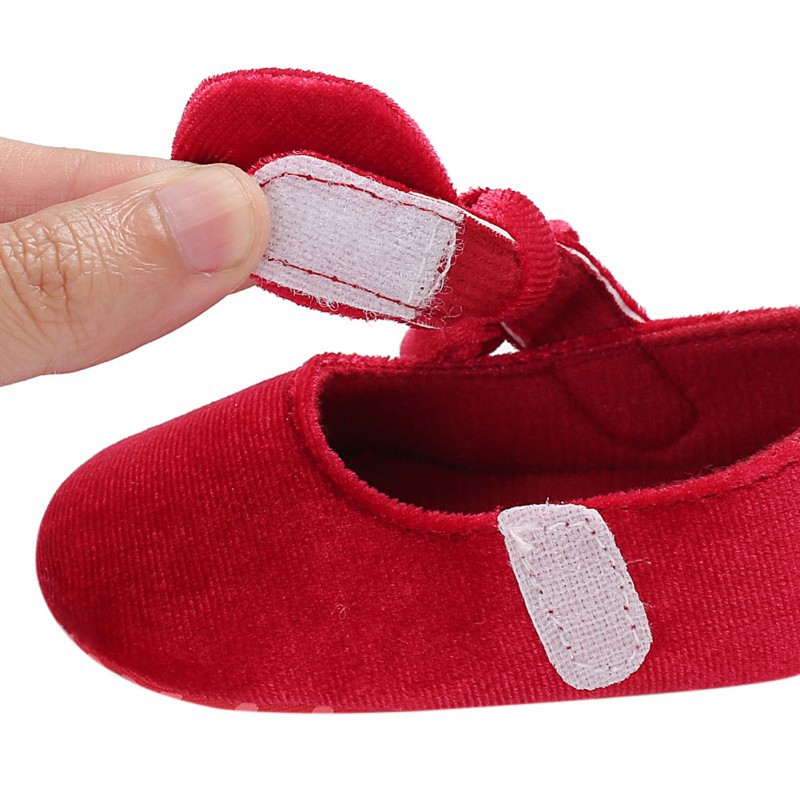 Giày nhung thắt nơ xinh xắn cho bé gái