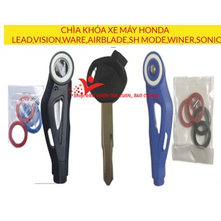 Chìa khóa xe máy Honda độ gập 2 màu xanh đen sử dụng tiện lợi, thiết kế thời trang.