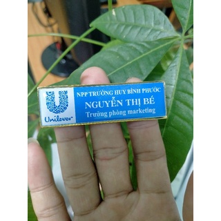 Bảng tên nhân viên đổ keo