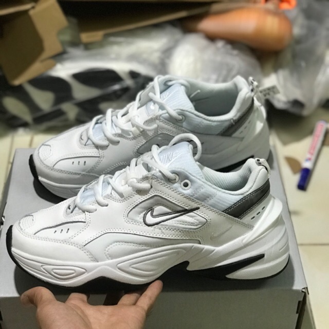 Giày thể thao m 2 k trắng gót đen