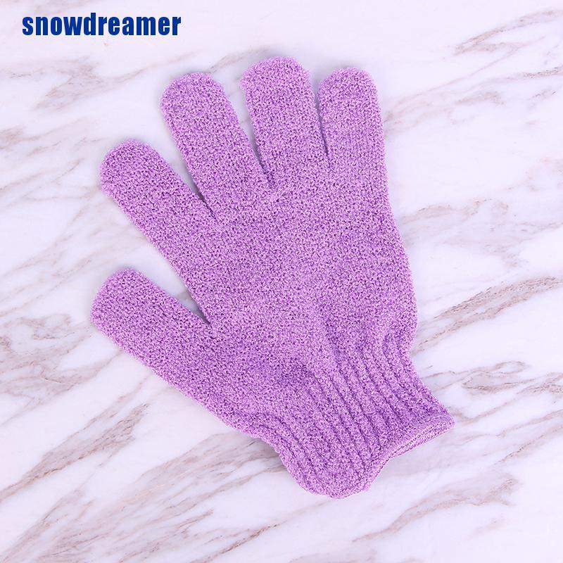 Găng Tay Tẩy Tế Bào Chết Bằng Xơ Mướp Tiện Dụng Khi Tắm