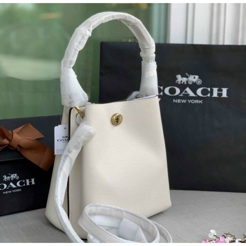 Túi Coach trắng