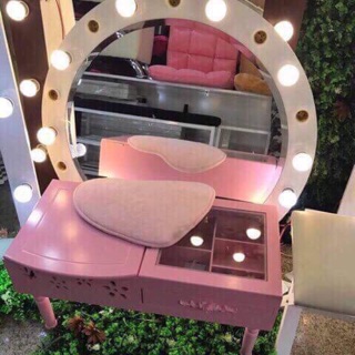 Bàn trang điểm mini