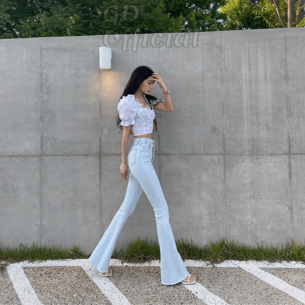 Q23|Quần jeans bò nữ cổ điển ôm body eo 2 nút cài ống loe màu trắng GD Official