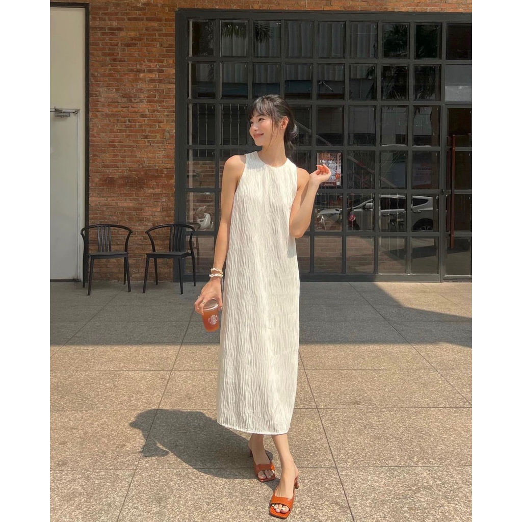 Váy ba lỗ dáng suông lượn sóng