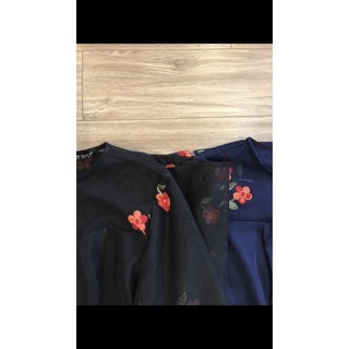 Đầm TOPSHOP thêu