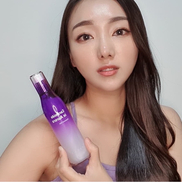 XỊT KHOÁNG VICLE CARAMIDE IN AUDORA ESSENCE MIST.