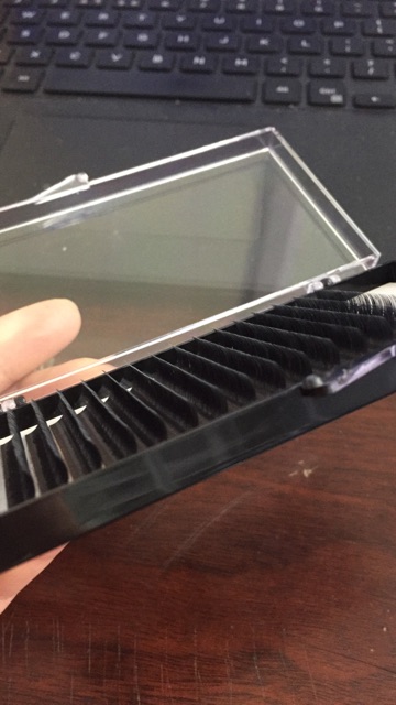 Thanh lý lô hàng mi khay hàng đẹp giá tốt | BigBuy360 - bigbuy360.vn