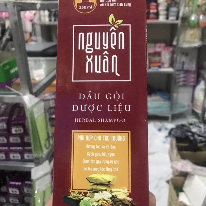 Dầu gội dược liệu Nguyên Xuân nâu 250ml (Dành cho tóc thường)