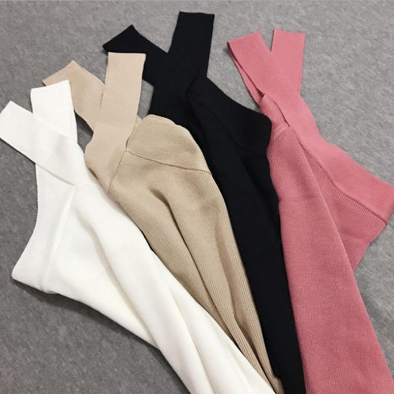 Áo len cổ yếm thời trang nữ gợi cảm | BigBuy360 - bigbuy360.vn