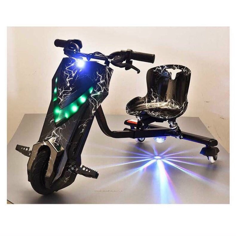 Xe Điện Xoay 360 Đô Có Giảm Sóc