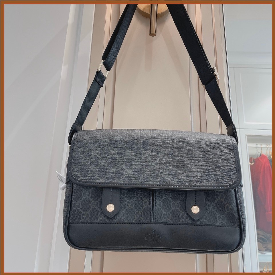 Túi đeo chéo Gucci for men New
