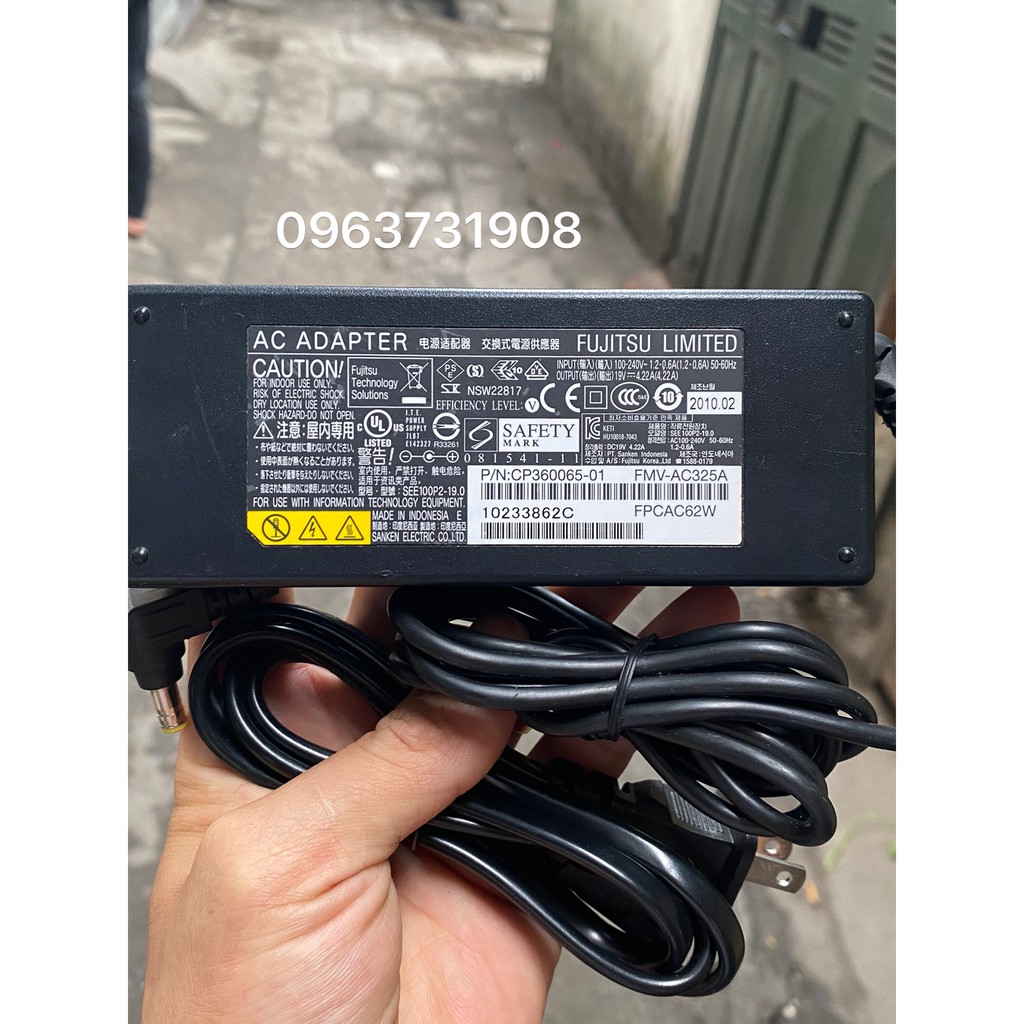 Sạc laptop Fujitsu Limited 19V-4.22A model SEE 100P2-19.0 bản gốc