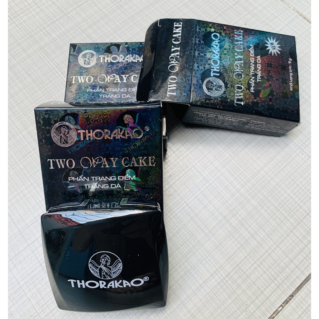 1 HỘP PHẤN TRANG ĐIỂM TRẮNG DA THORAKAO TWO WAY CAKE 9G