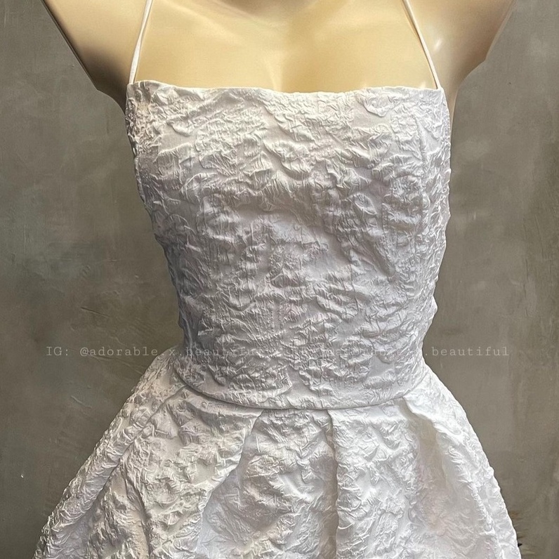 Đầm Body Gấm Dây Đan Lưng Trắng Đen Xòe Phong Cách Ulzzang Hot Trend