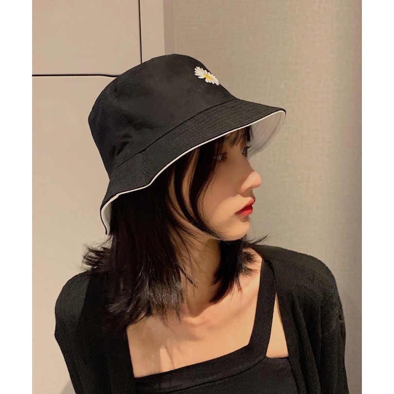 Nón Bucket 2 Mặt 2 Màu Phối Hoa Cúc Họa Mi - REQUANE
