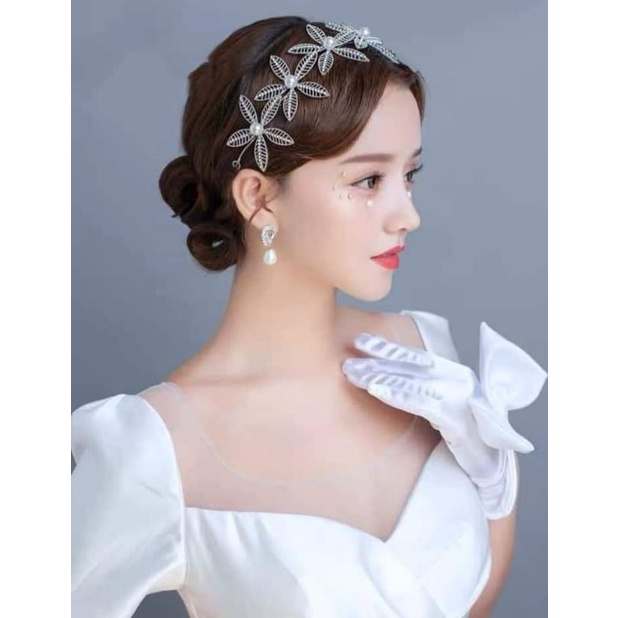 cài đá hoa cài tóc cô dâu