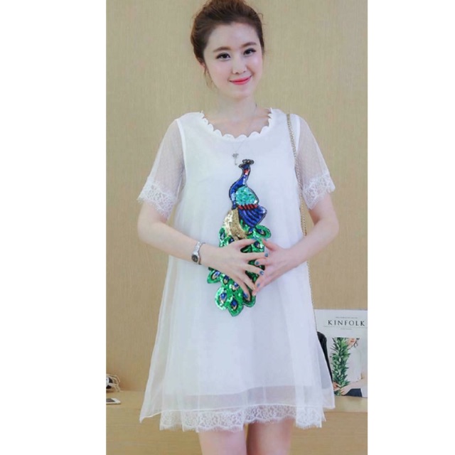 Đầu bầu dự tiệc- váy bầu thiết kế đính chim công